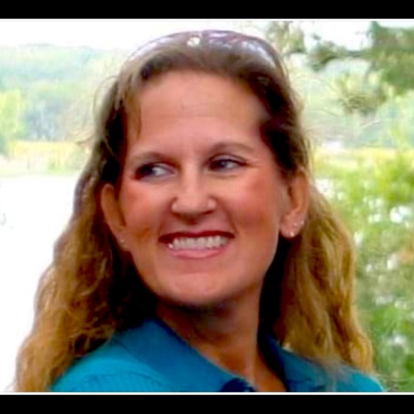 Meet your Posher, Sherri - Picture 1 of 1